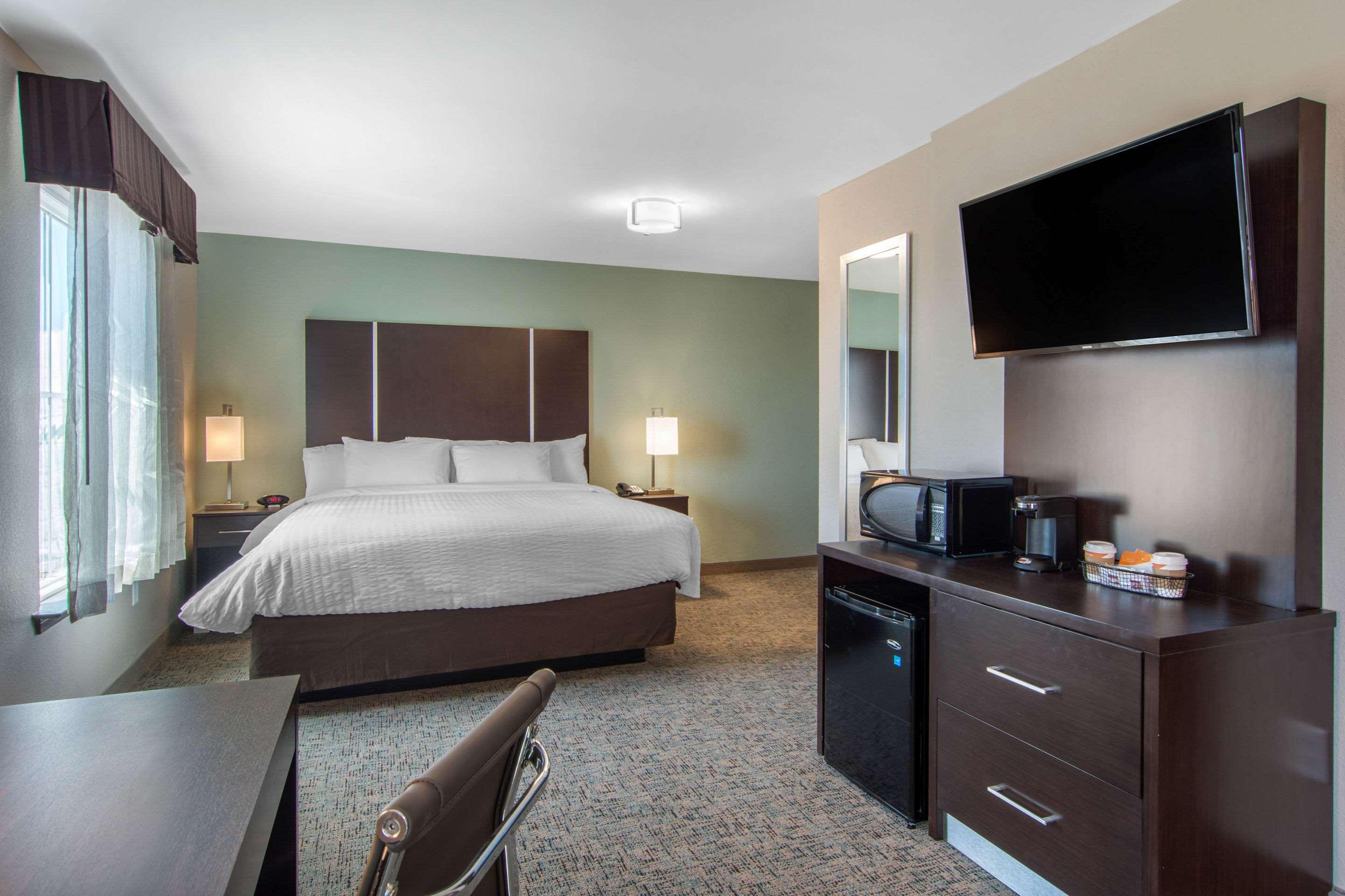 Clarion Inn & Suites Atlanta Downtown Esterno foto