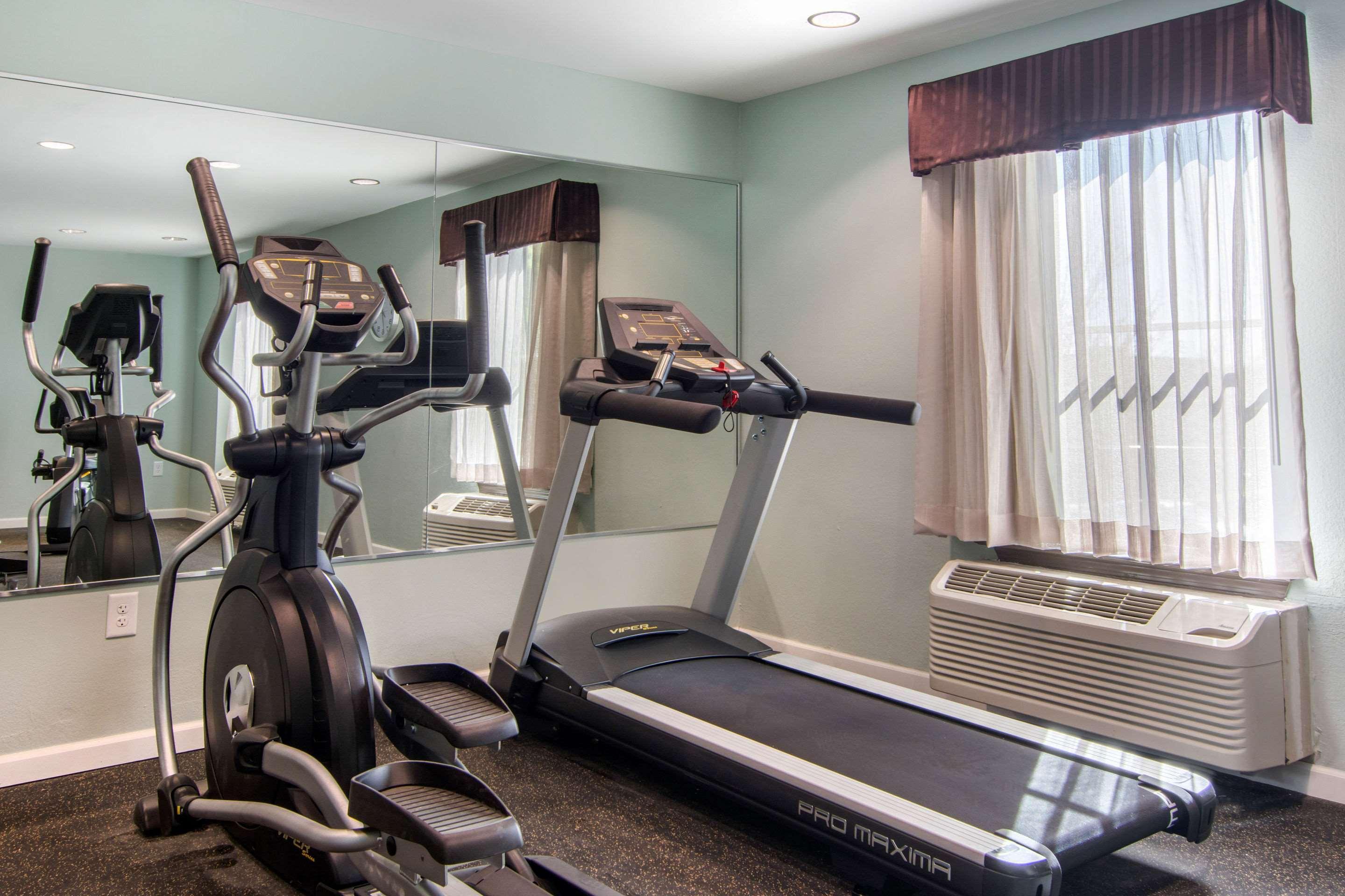 Clarion Inn & Suites Atlanta Downtown Esterno foto