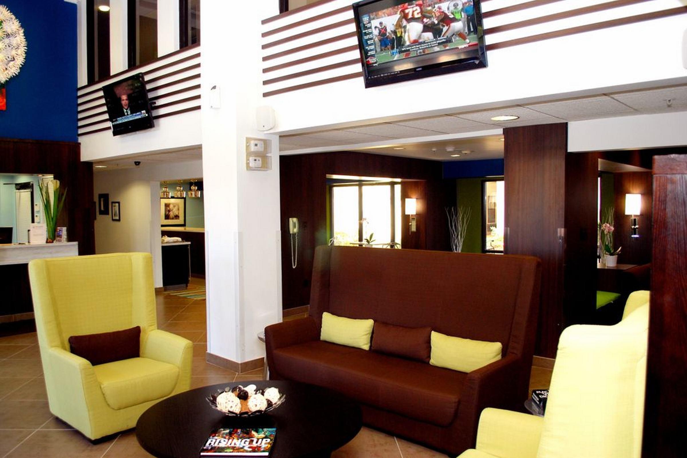 Clarion Inn & Suites Atlanta Downtown Esterno foto